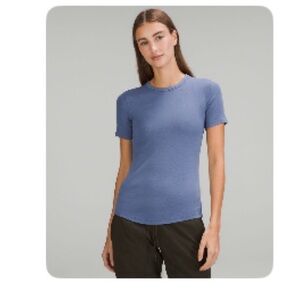 Lululemon hold tight short sleeve tee sz 12 in Water Drop